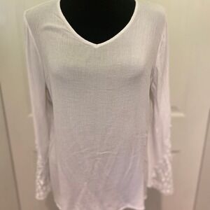 White Blouse with Crochet Detail at‎ Sleeve Cuff By Peck&Peck XL